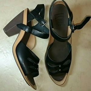 Camper olivia ankle strap sandal